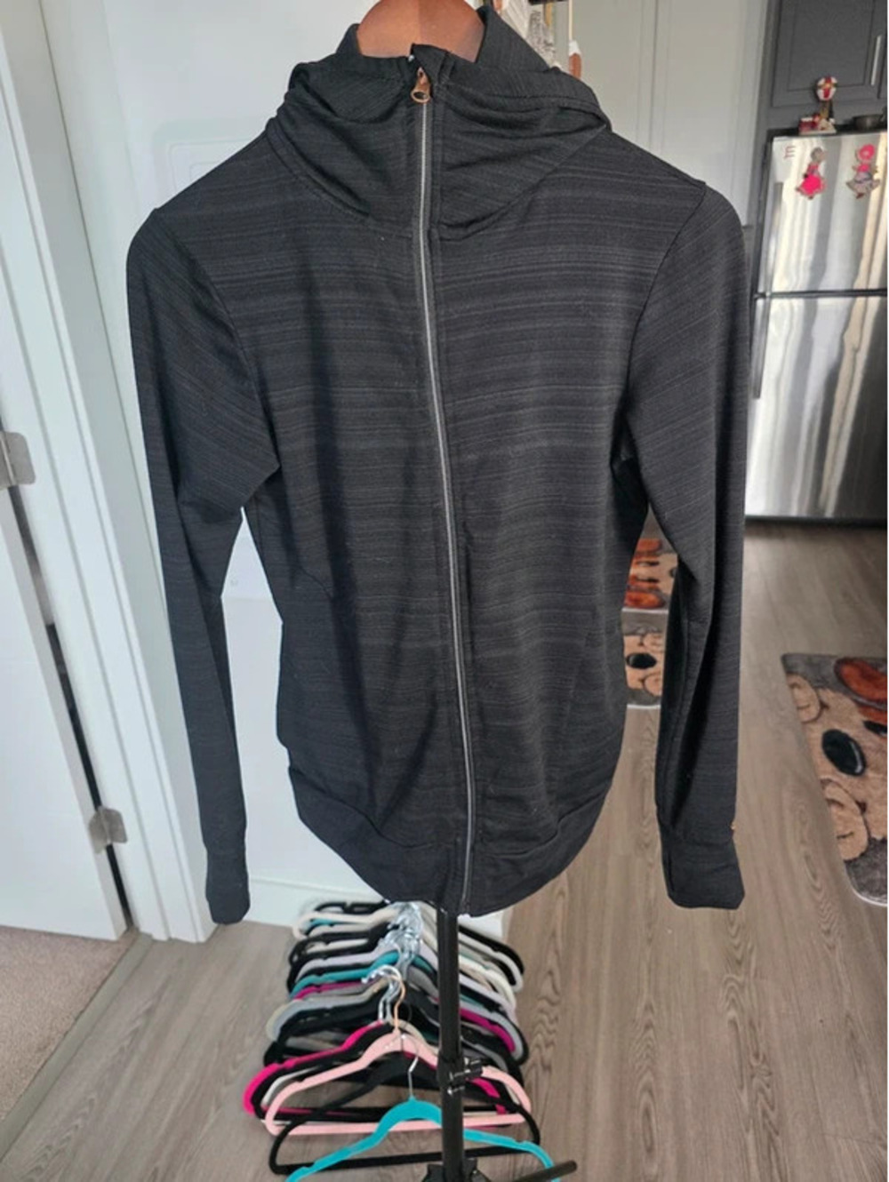 Shape women's sports jacket